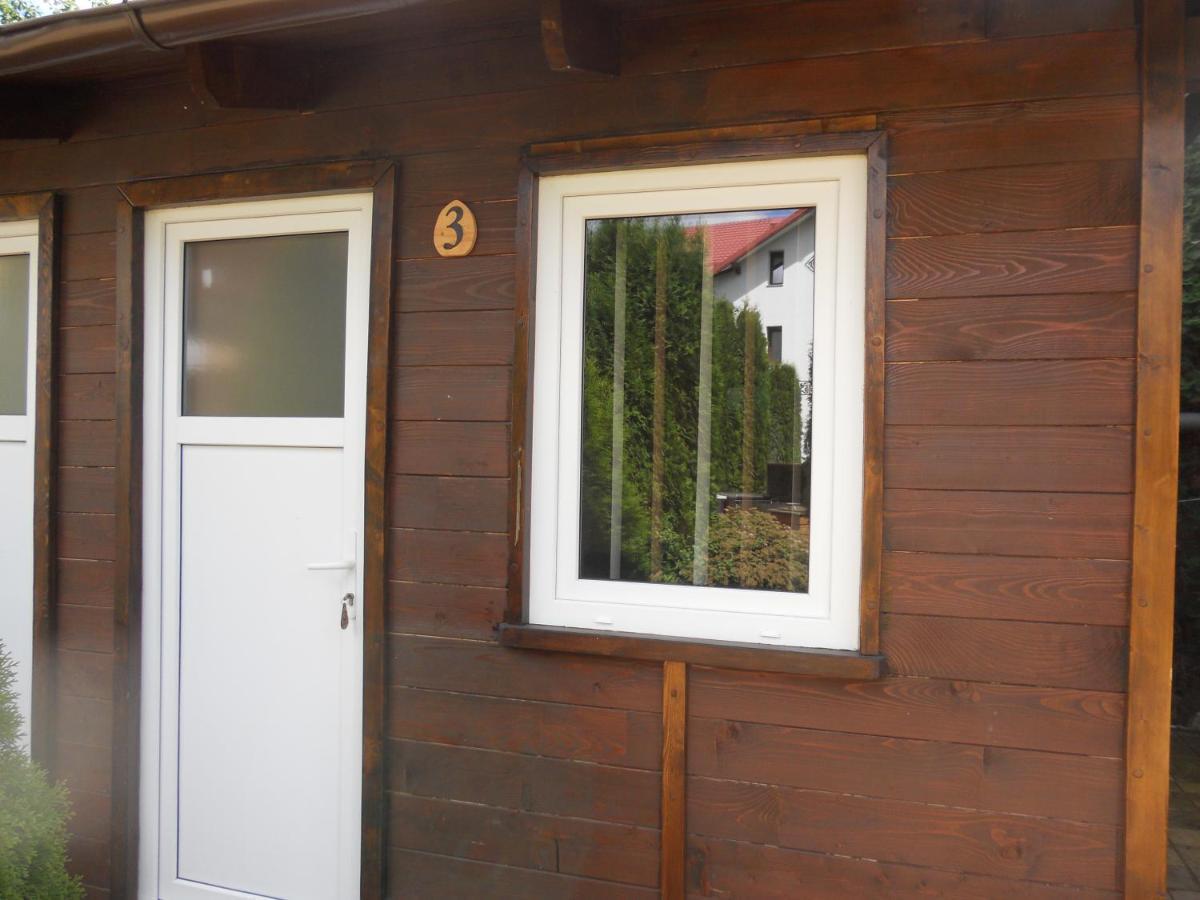 Pension, Camping & Biker Station Zur Deutschen Eiche Ciocanesti エクステリア 写真